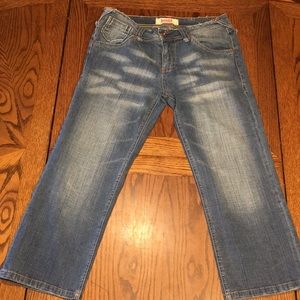 NWOT Bongo Jean Capris